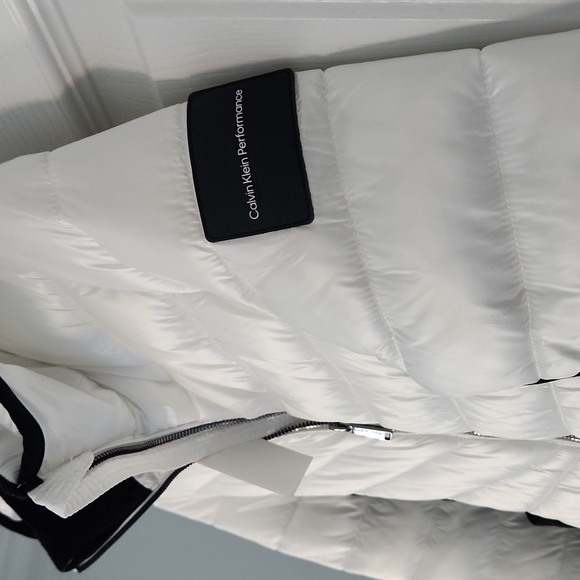 Calvin Klein Performance, Hooded Packable Puffer Coat, Reflective White, Size XS - Picture 3 of 10